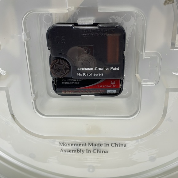 UNC Tar Heel Clock Battery Operated 13” Diameter - Picture 13 of 13